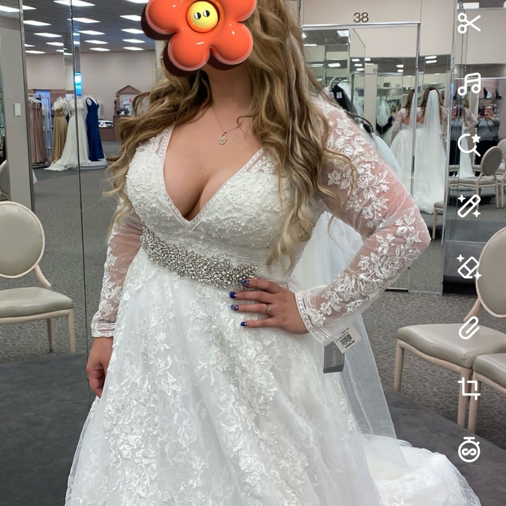 Oleg Cassini White Lace Wedding Dress